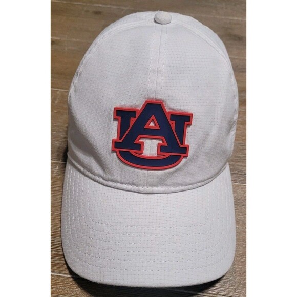 Women's White Auburn Tigers Hat Sideline Airvent Performance Adjust Under Armour - Picture 1 of 5